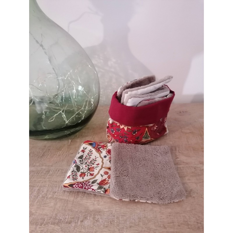 Lot de 7 lingettes avec panière assortie