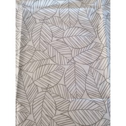 Feuilles gris foncé